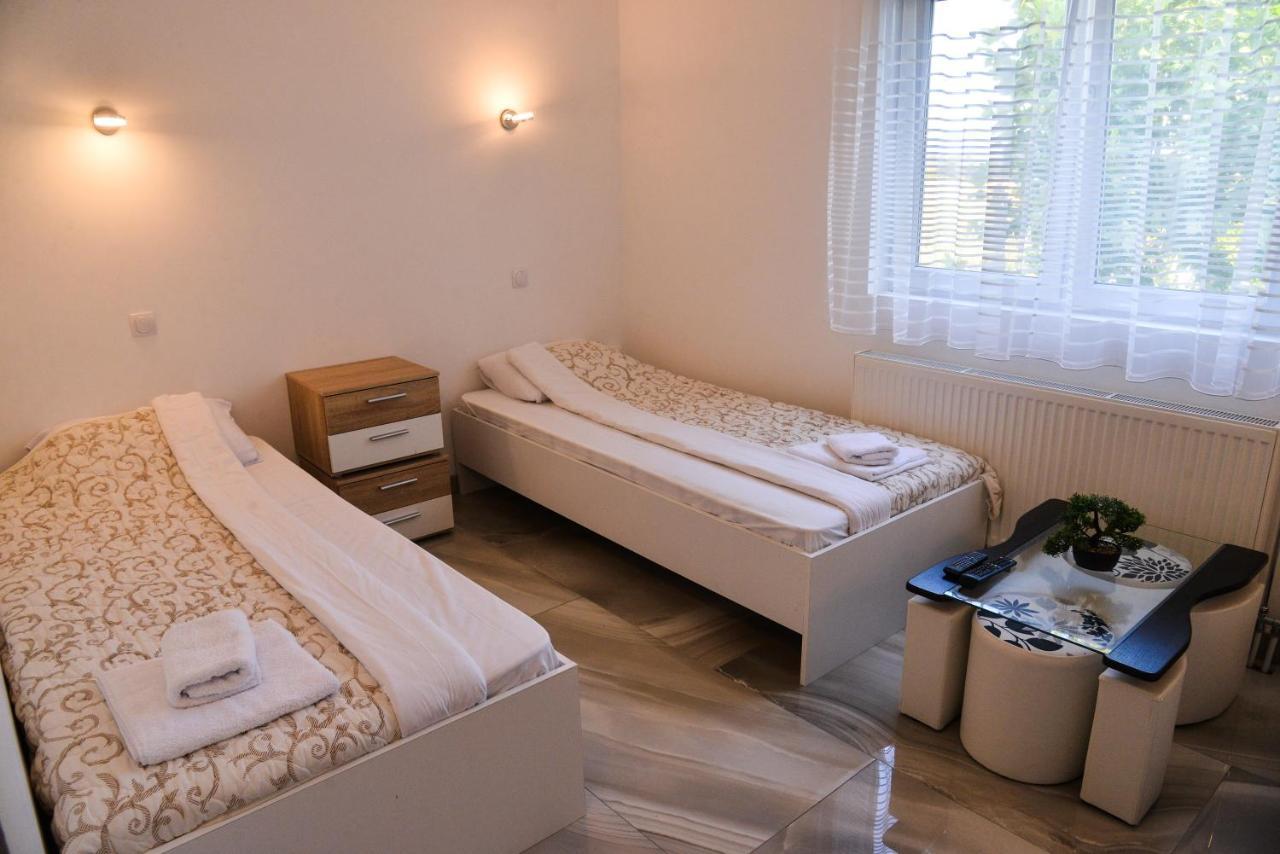 Mesecev Konak Nis Exterior foto