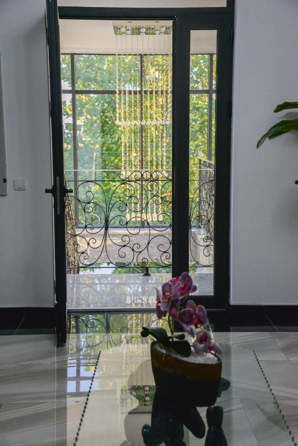 Mesecev Konak Nis Exterior foto