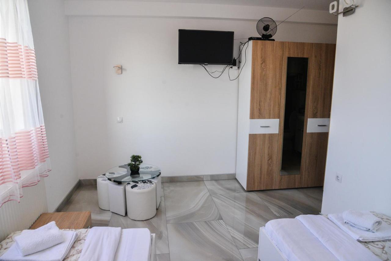 Mesecev Konak Nis Exterior foto